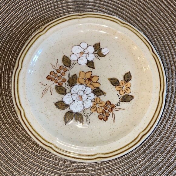 Crown Manor Handpainted Stoneware Japan Autumn Blossom 1 pc Salad 6.75" Plates - Picture 2 of 3
